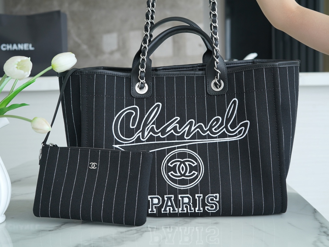 CHANEL 23P Spring/Summer New Maxi Shopping Bag Black  