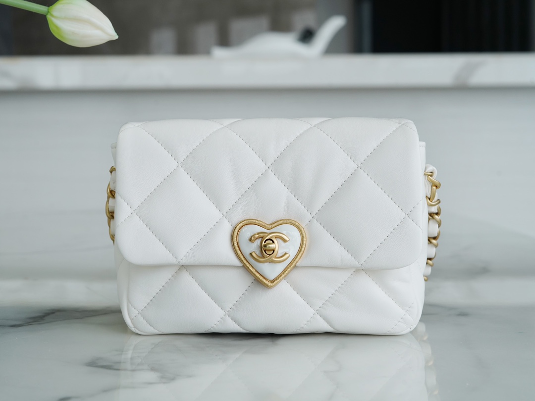 Chanel 23S CF Heart Enamel Buckle Square Chunky Bag White Lambskin  