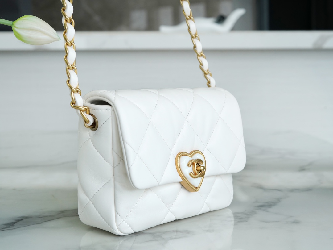 Chanel 23S CF Heart Enamel Buckle Square Chunky Bag White Lambskin  