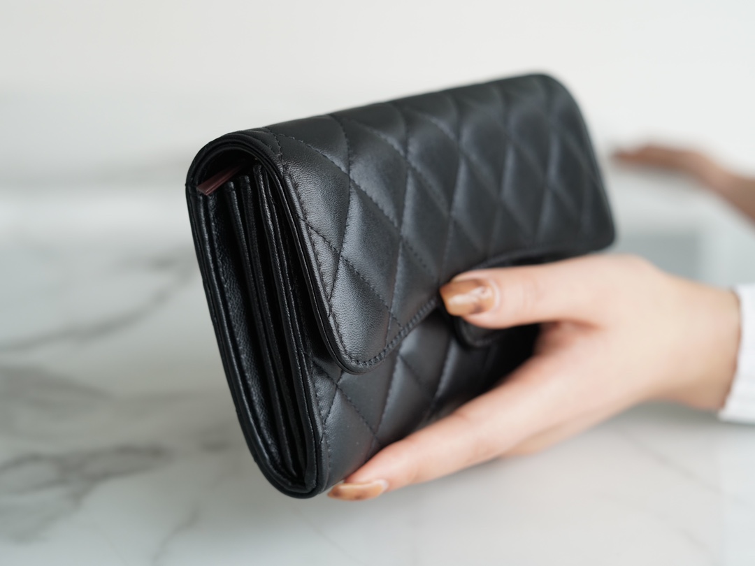 Classic Flap Classic Long Wallet Black Gold Lambskin  