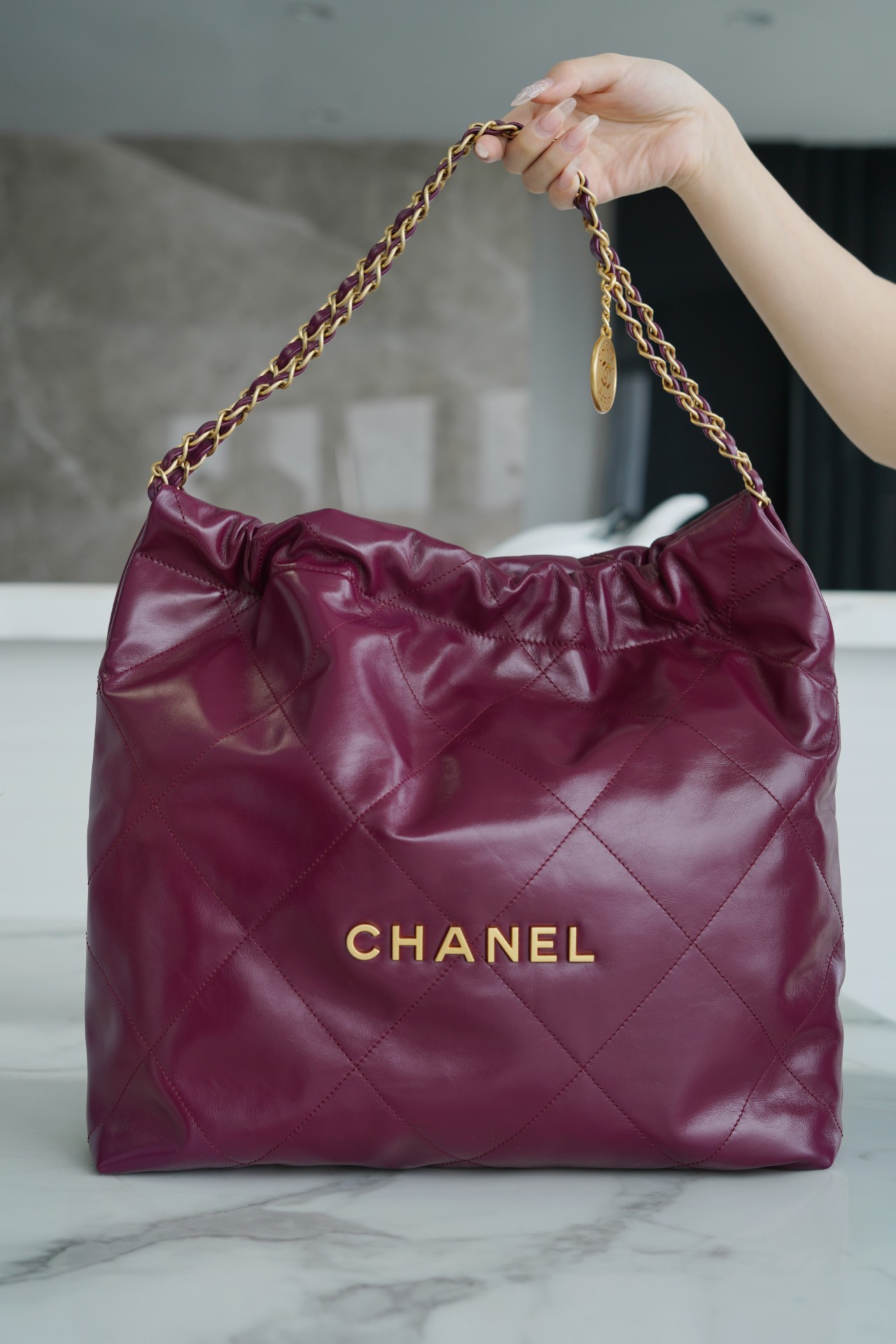 CHANEL 22 Bag Burgundy Purple Medium  