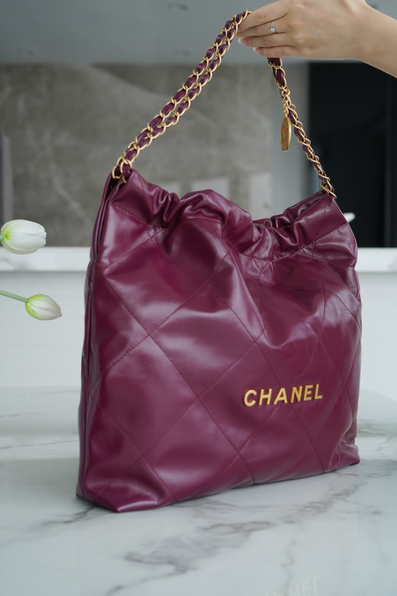 CHANEL 22 Bag Burgundy Purple Medium  