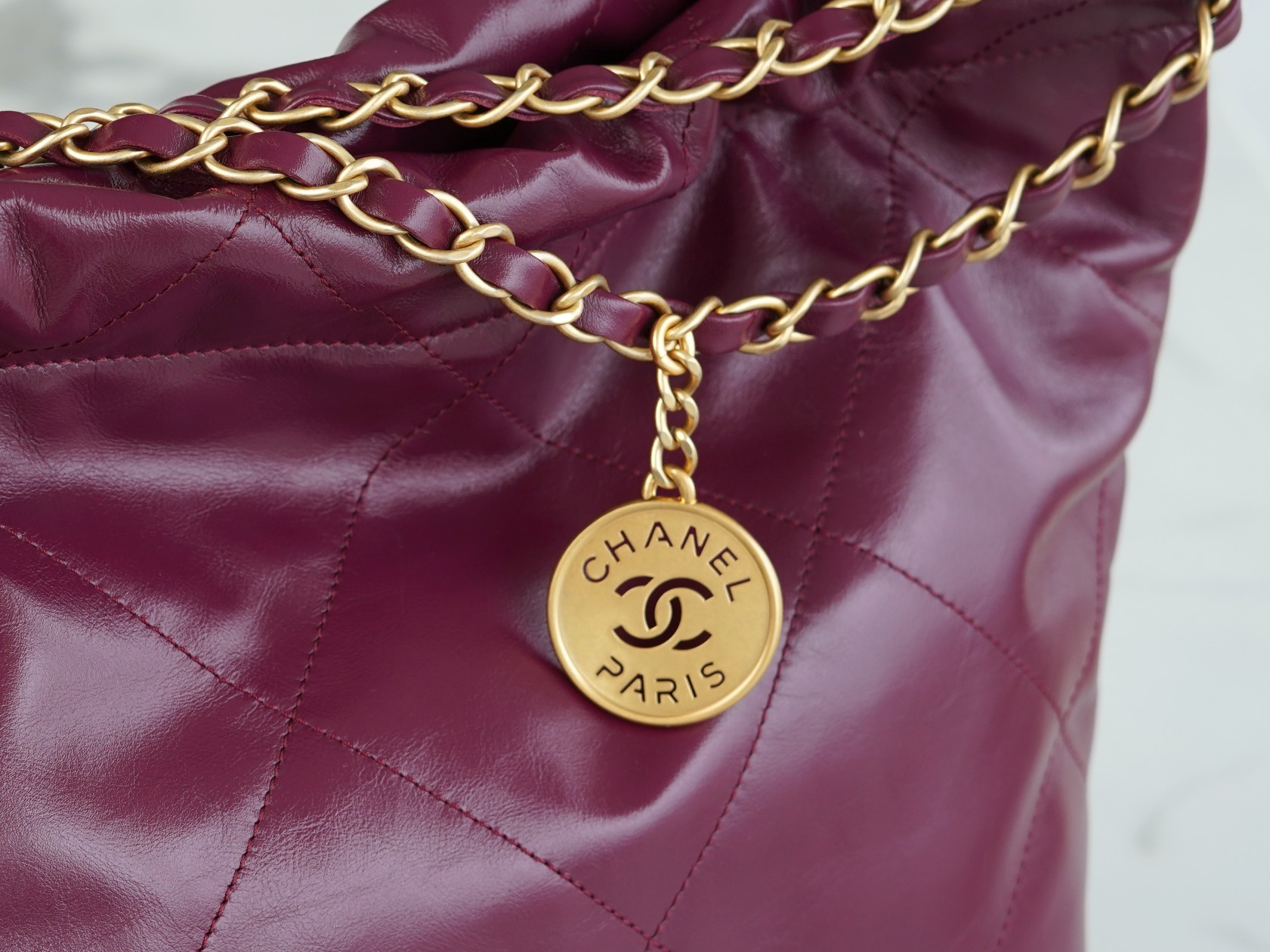 CHANEL 22 Bag Burgundy Purple Medium  