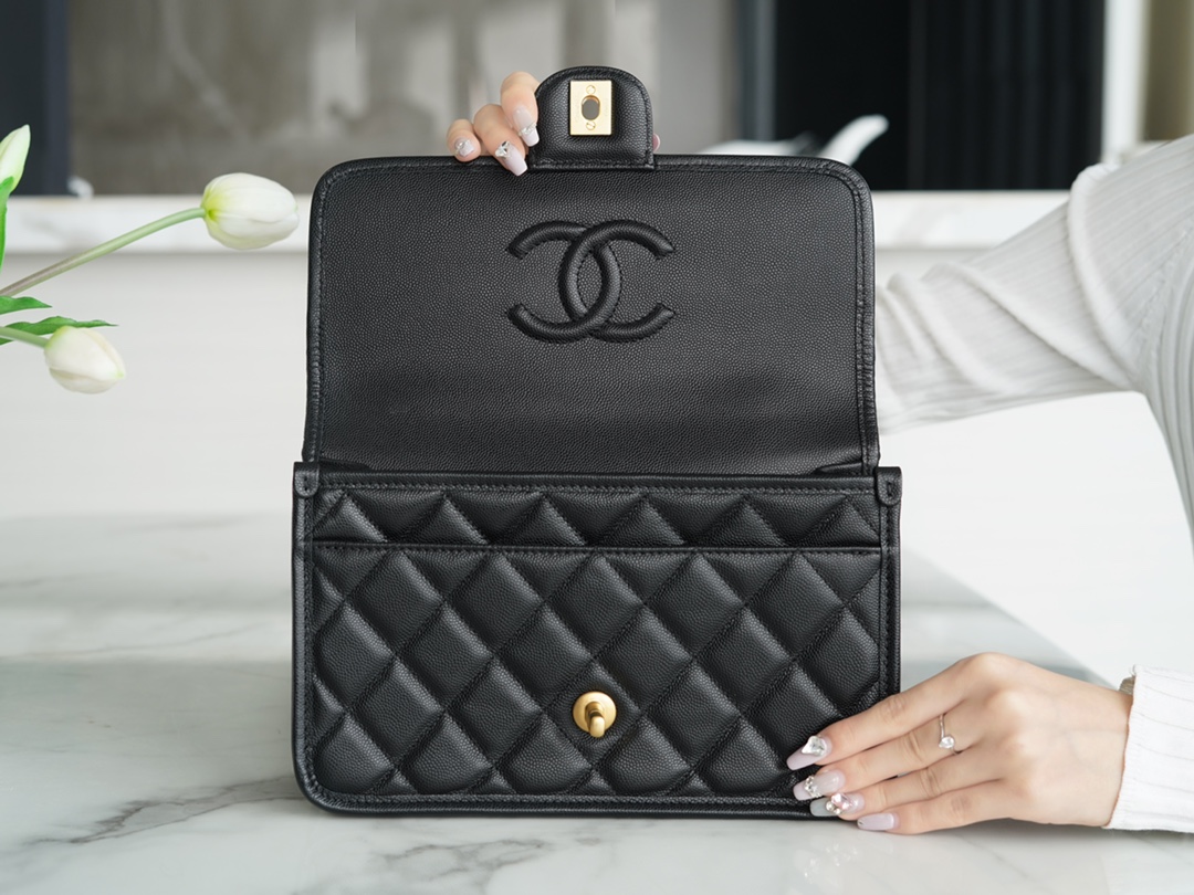 CHANEL 22K Mailbox Tofu Bag Large Black Gold Grainy Calfskin  