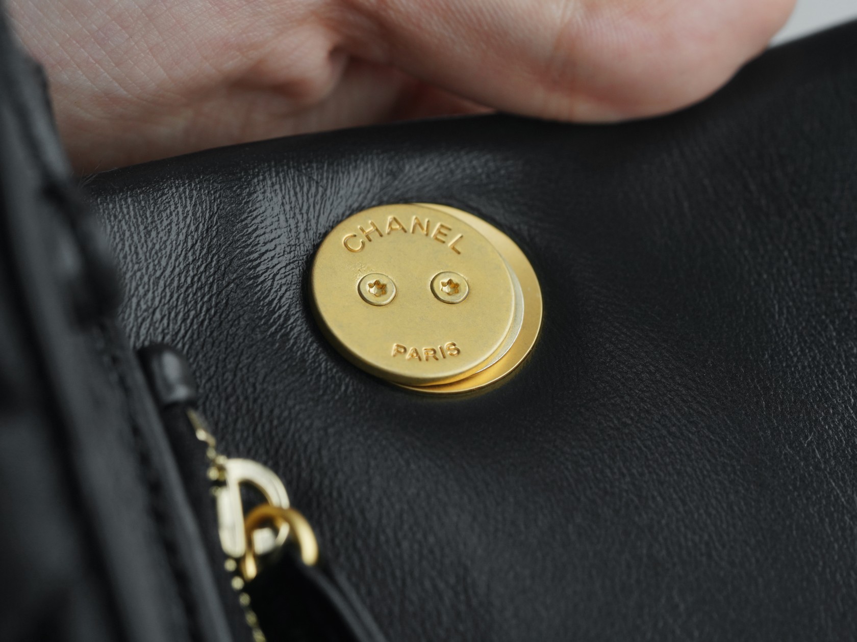 CHANEL 22K New Adjustable Flap Bag Small  