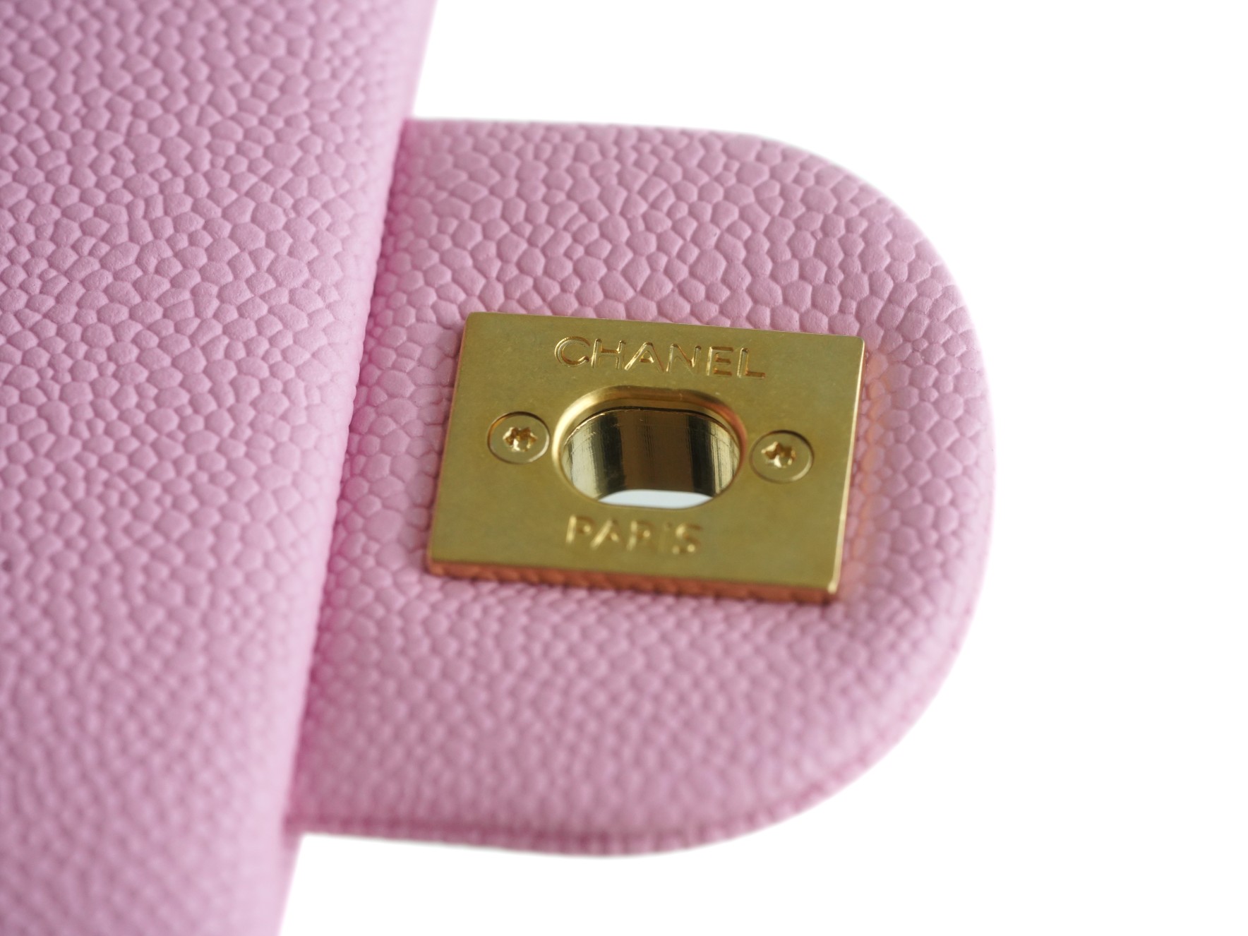 CHANEL 23P Heart Adjustable Mini Pink Grainy Calfskin  