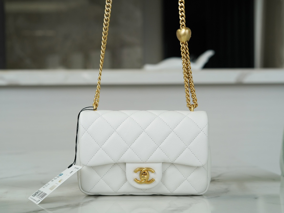 CHANEL 23P Heart Adjustable Mini White Grainy Calfskin  