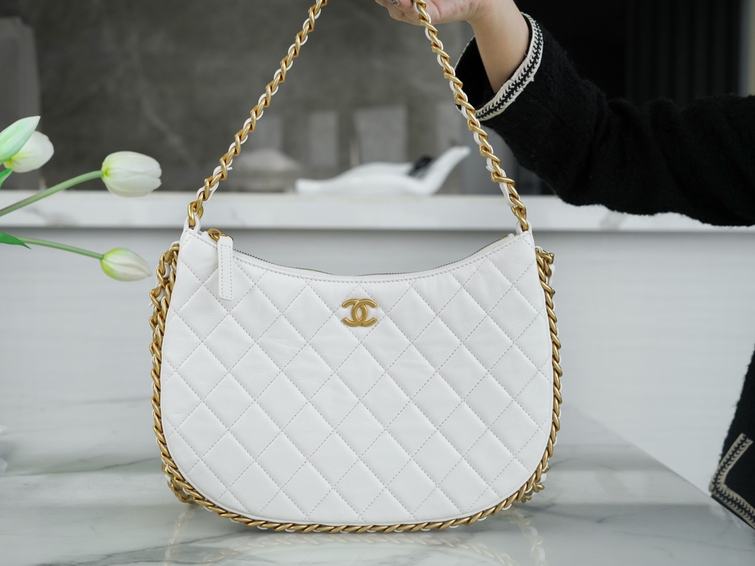 CHANEL 23B Hobo Double Chain Shoulder Bag Large White