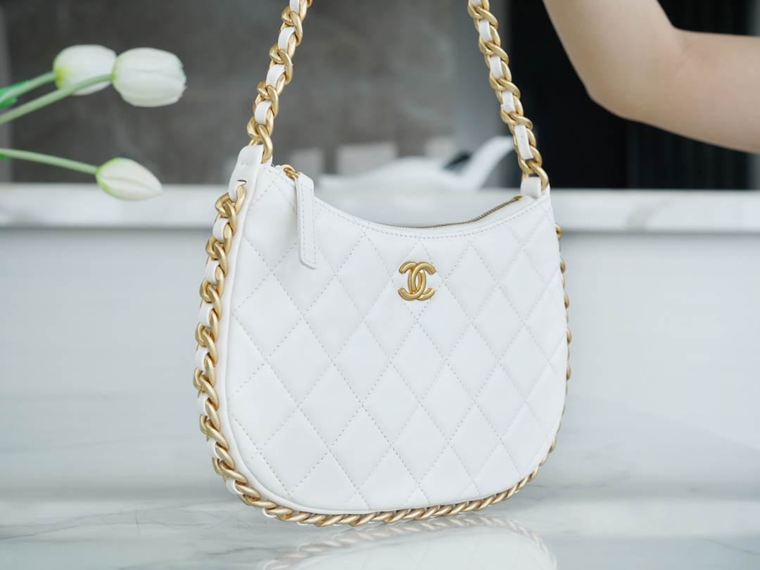 CHANEL 23B Hobo Shoulder Bag Medium White  