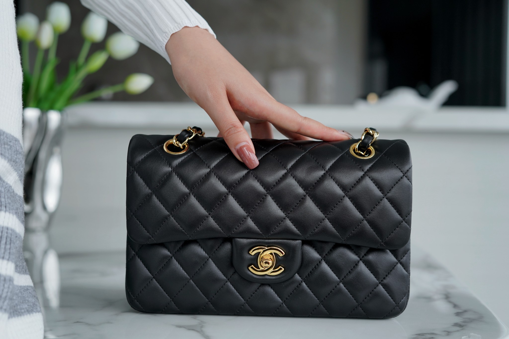 Classic Flap Classic Cover Bag Small Black Lambskin with Gold  