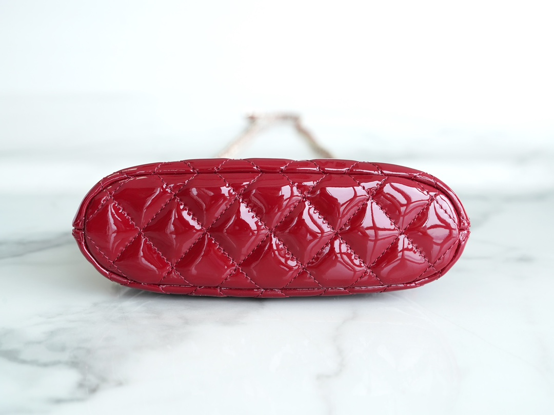 CHANEL 23S Patent Leather Shell Bag Small Red