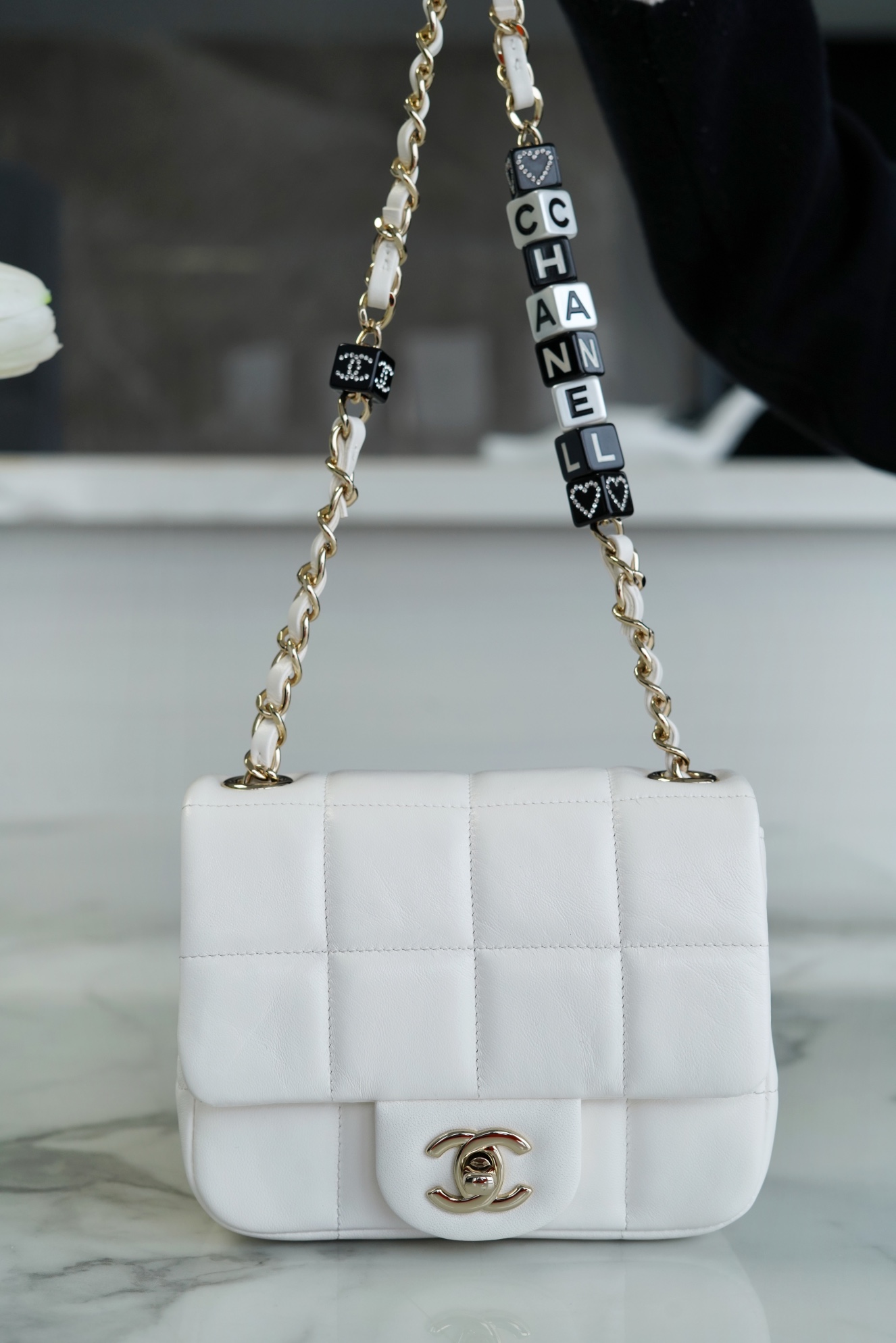 CHANEL 23C Early Spring Resort Series Flap Bag White Lambskin  