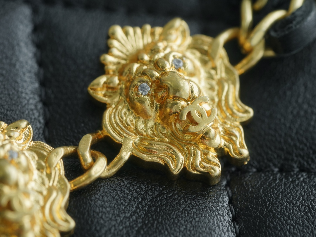 CHANEL 23A Atelier Chain Lion Shoulder Bag  