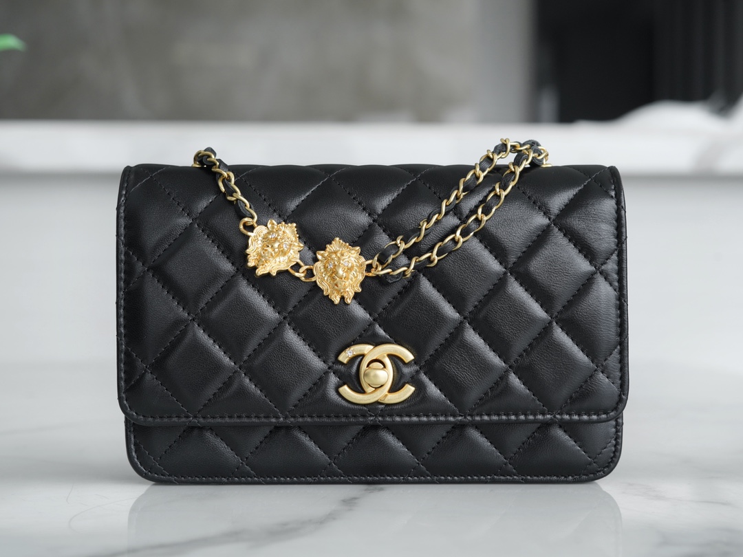 CHANEL 23A Atelier Chain Lion Bag  