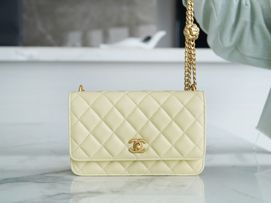 CHANEL 23S Spring/Summer New Camellia WOC Chick Yellow  