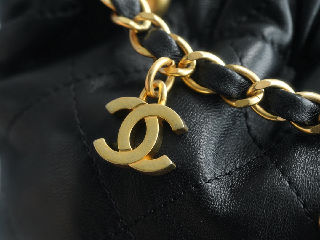 Chanel 23P Mini 22 Bag Small Lucky Bag Lambskin  