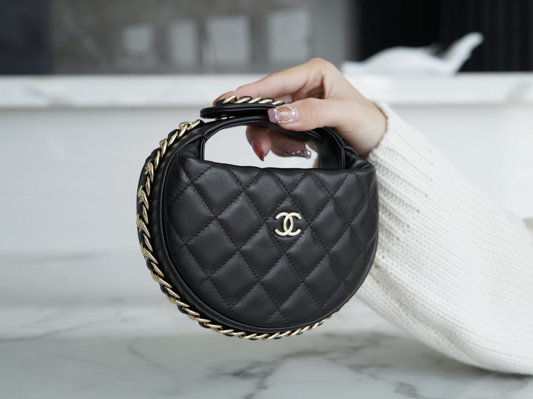 Chanel 23C Hula Hoop Clutch Black  