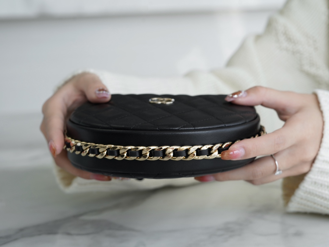 Chanel 23C Hula Hoop Clutch Black  