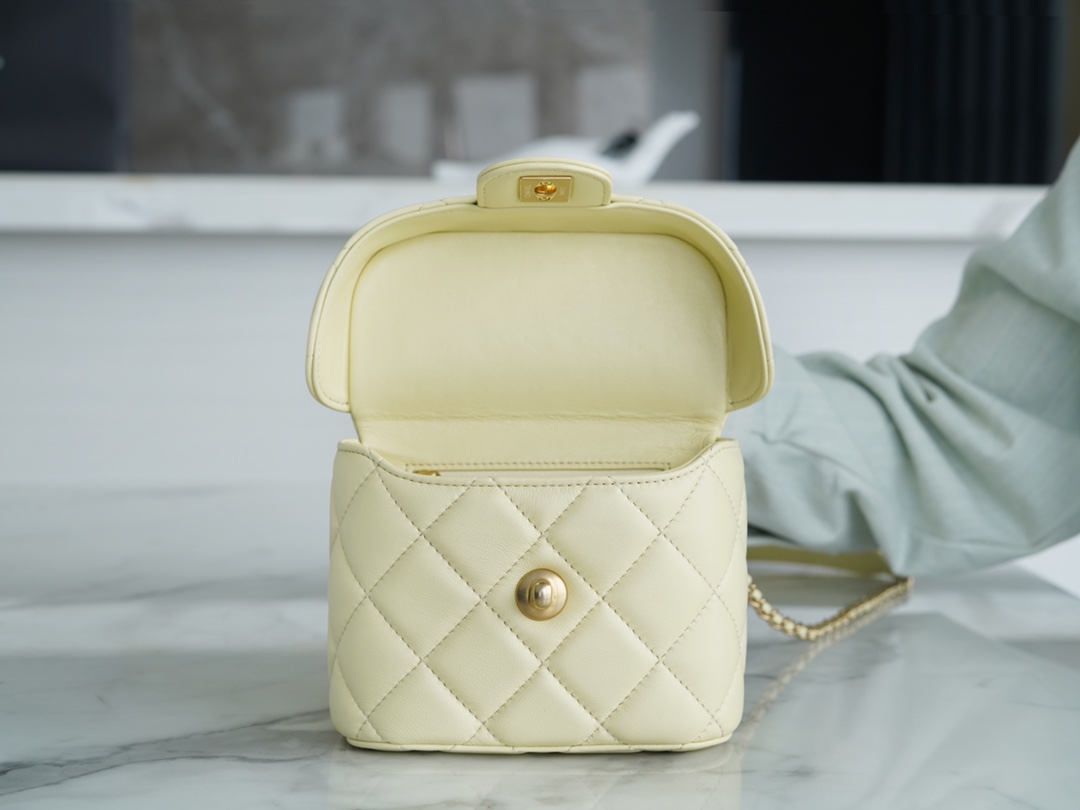 Chanel 23S Handle Cosmetic Box Bag Chick Yellow  