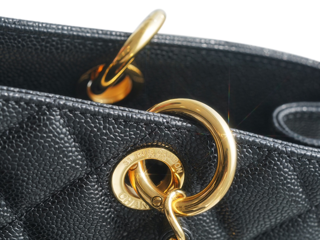 CHANEL Shopping Bag Caviar Black & Gold  