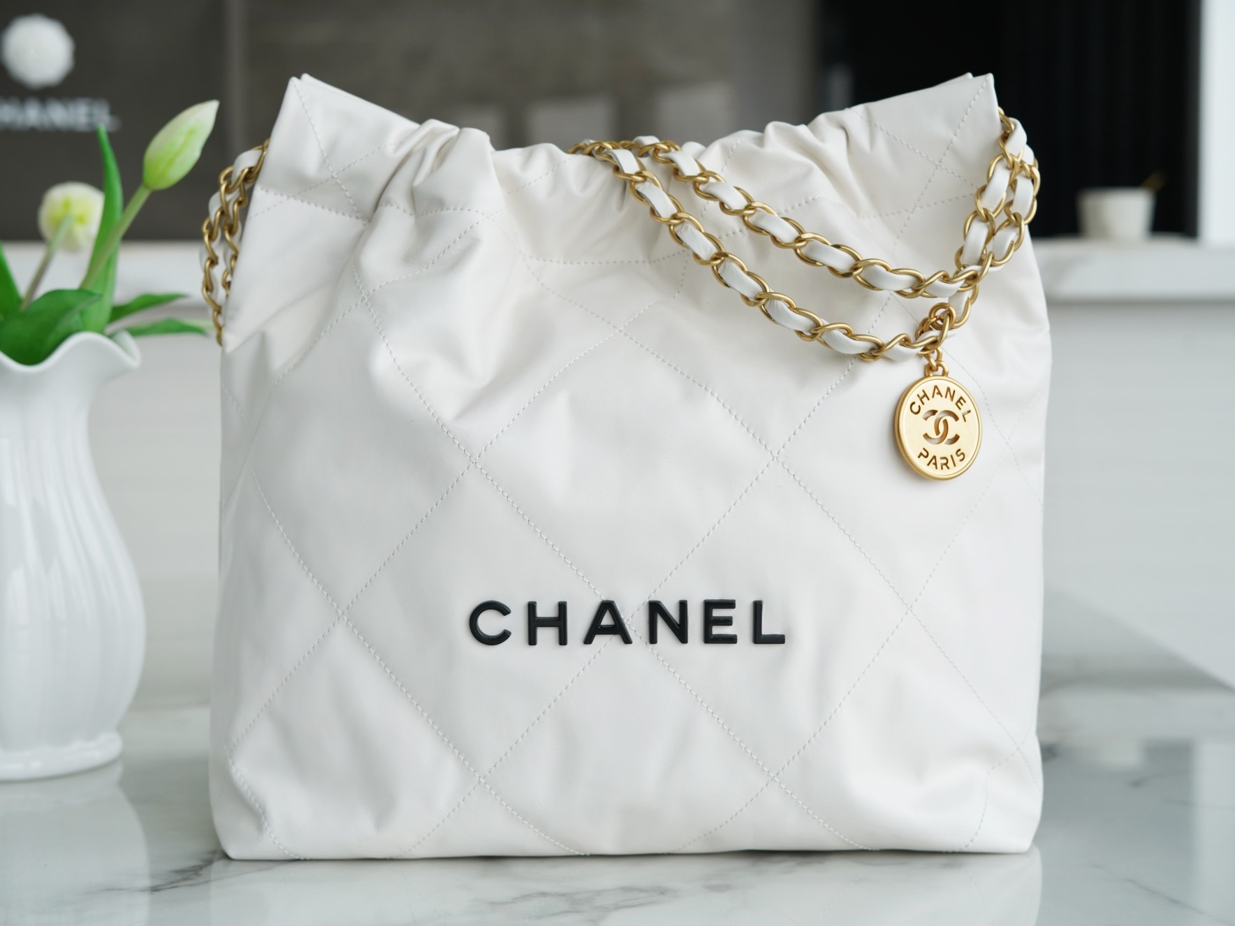 CHANEL 22P Bag Small White & Black  