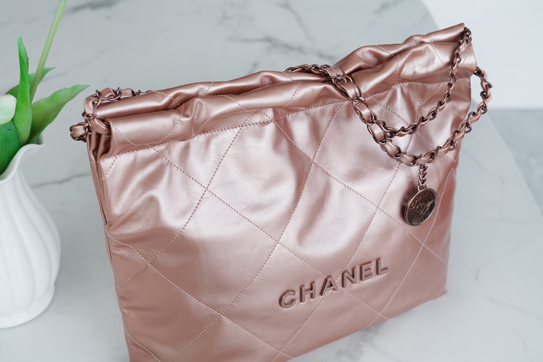 CHANEL 22P Bag Small Rose Gold  