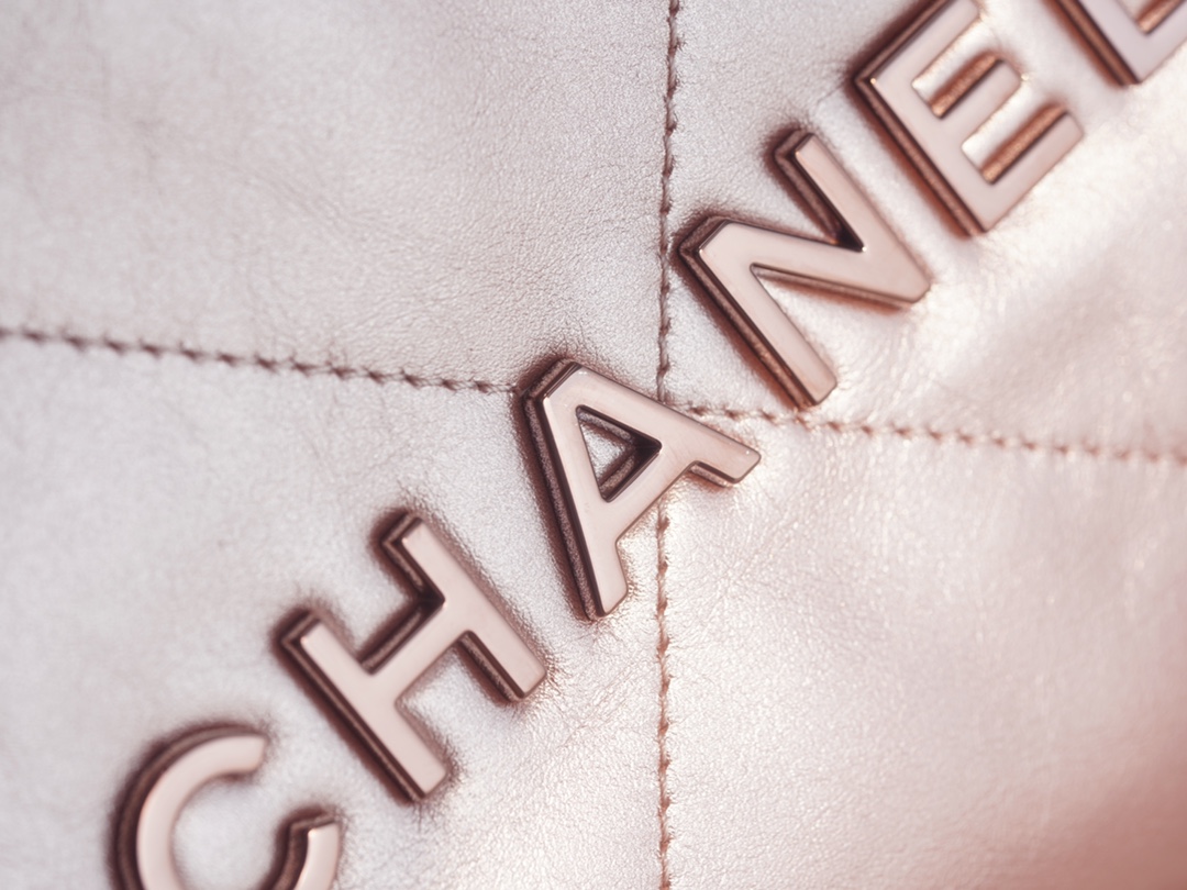 CHANEL 22P Bag Small Rose Gold  