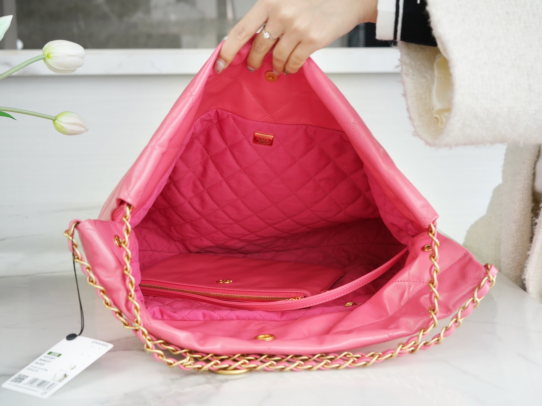 CHANEL 23C 22 Bag Medium Coral Pink Leather  