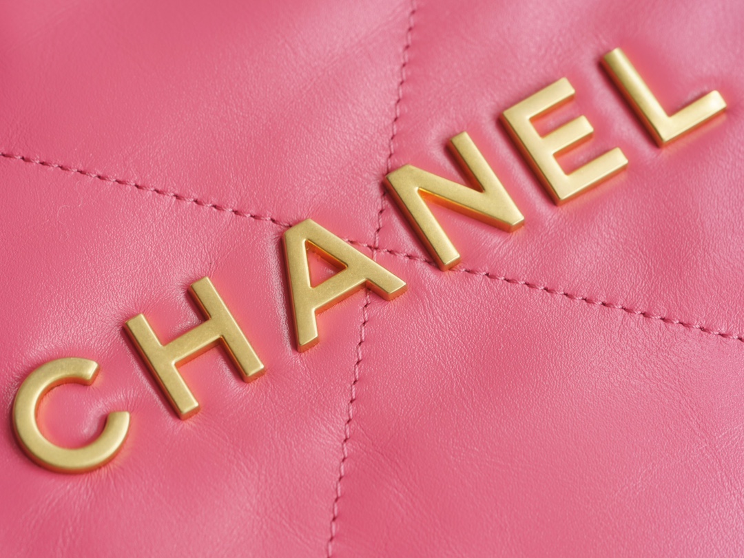 CHANEL 23C 22 Bag Medium Coral Pink Leather  