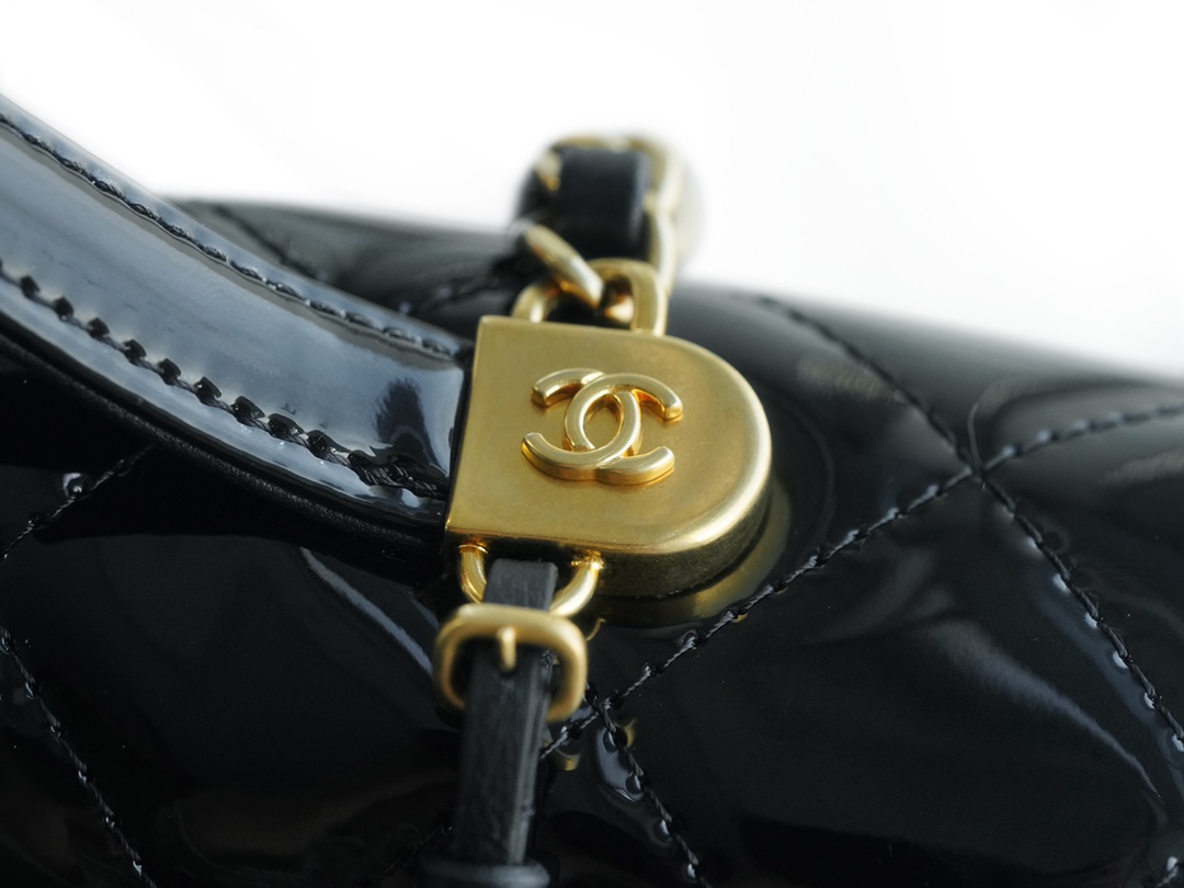 CHANEL 22K Atelier Patent Leather Backpack Vintage Lambskin  