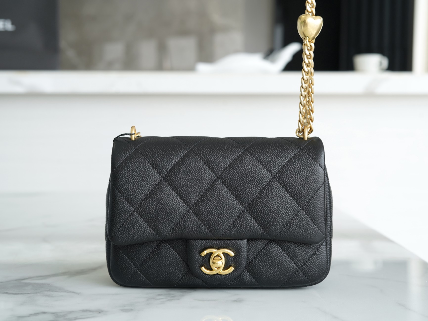 CHANEL 23P Spring/Summer New Love Heart Adjustable Mini Bag Black  