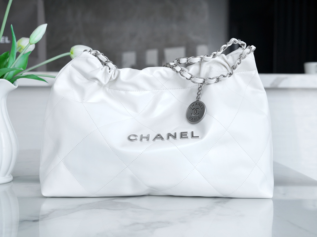 CHANEL 24C Horizontal 22 Bag White with Silver Hardware  