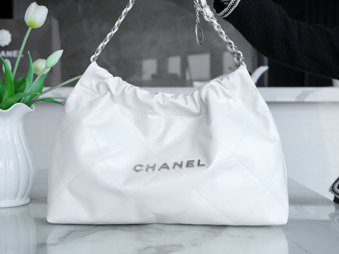 CHANEL 24C Horizontal 22 Bag White with Silver Hardware  