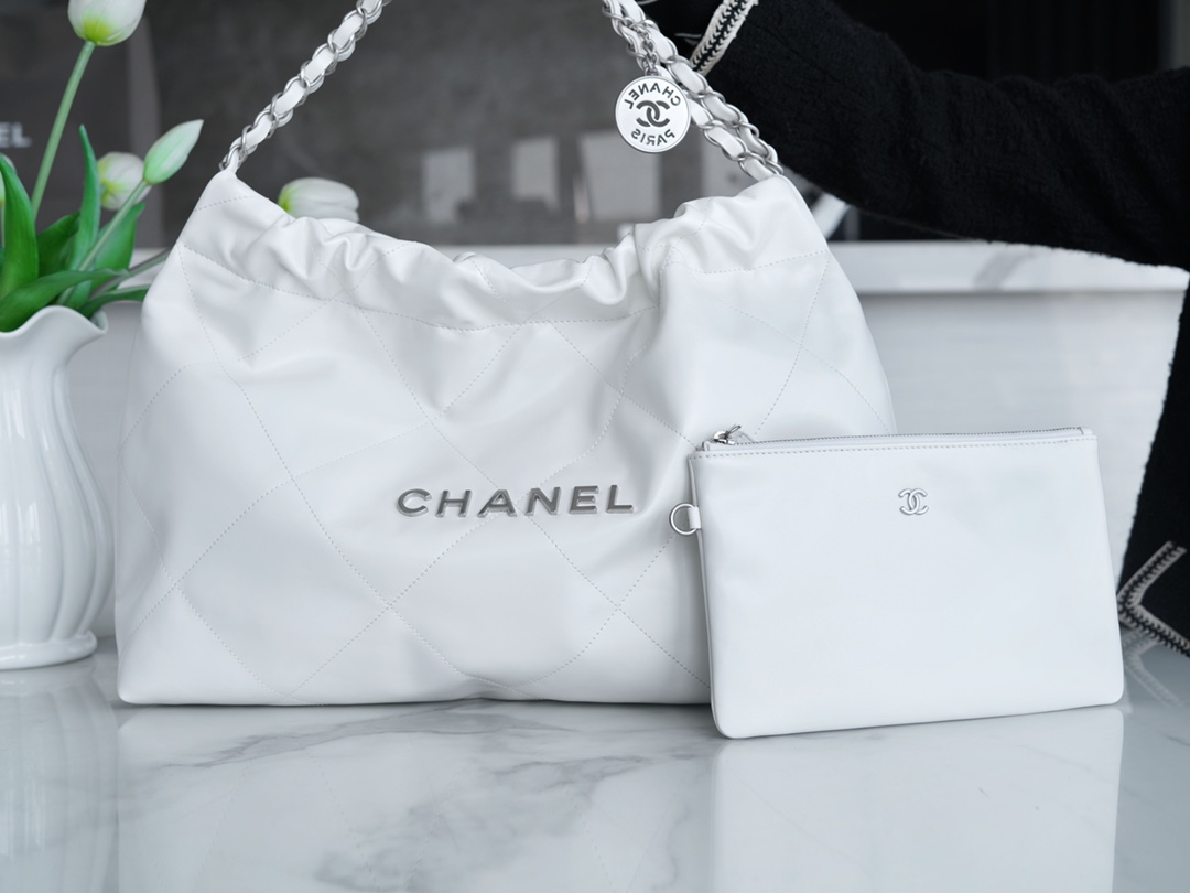 CHANEL 24C Horizontal 22 Bag White with Silver Hardware  