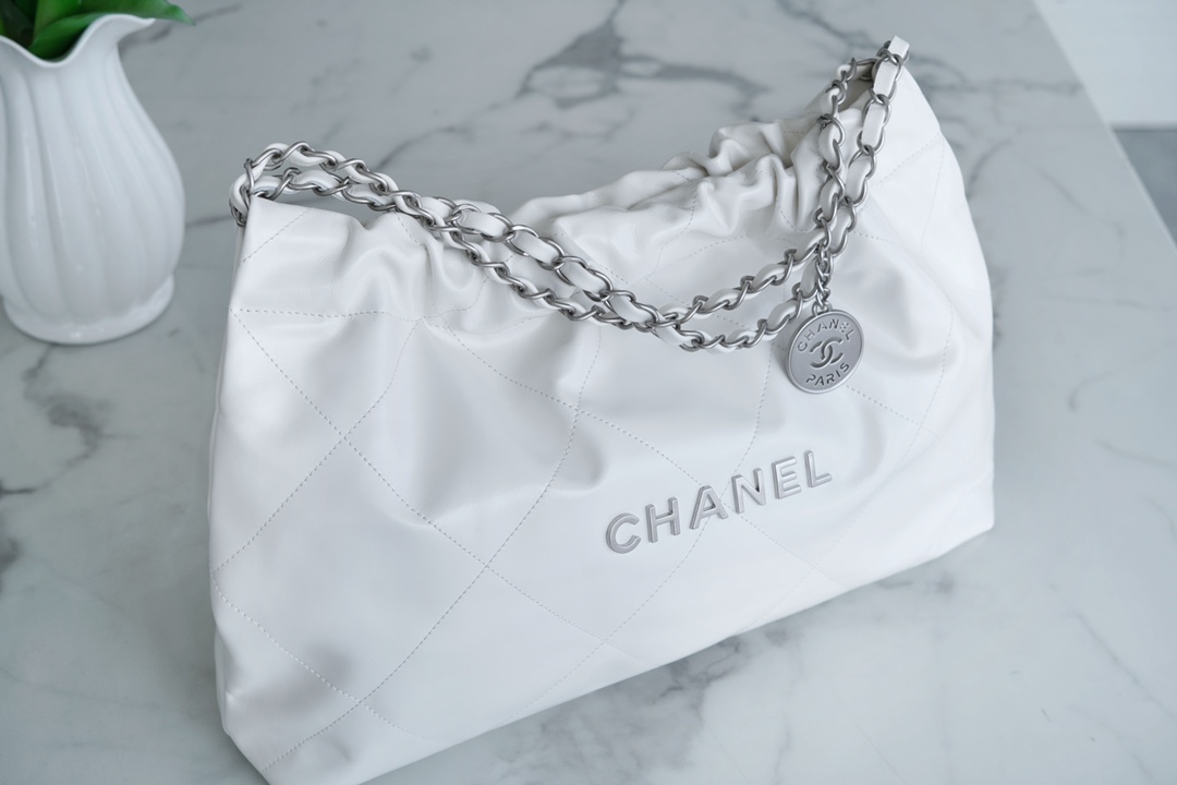 CHANEL 24C Horizontal 22 Bag White with Silver Hardware  