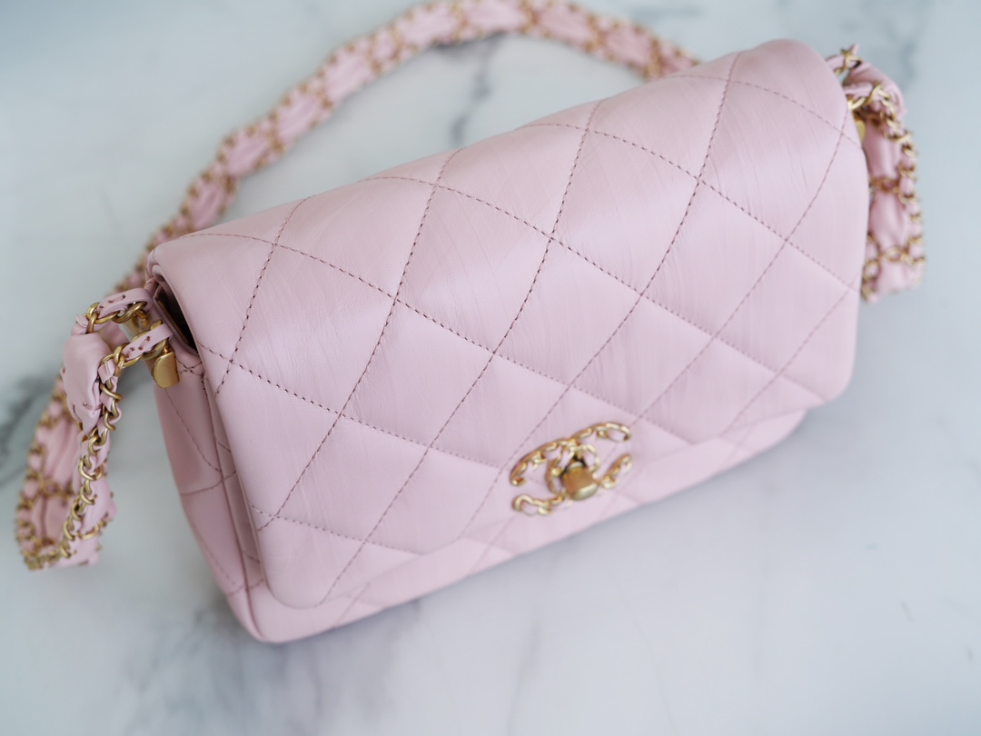 CHANEL 23K Autumn/Winter 19 Wide Strap Flap Bag Pink Wrinkled Calfskin  