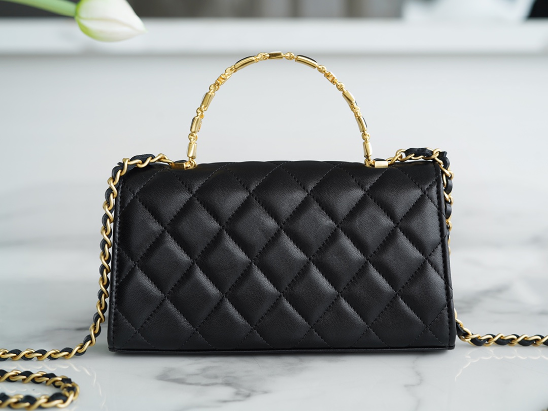 Chanel 22B Enamel Kelly Large Black & Gold Lambskin  