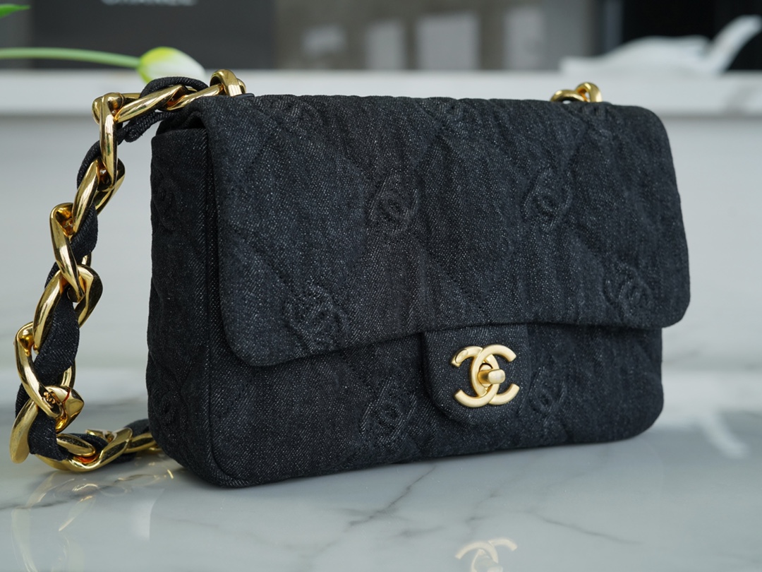 Chanel 22S Denim Shoulder Bag  