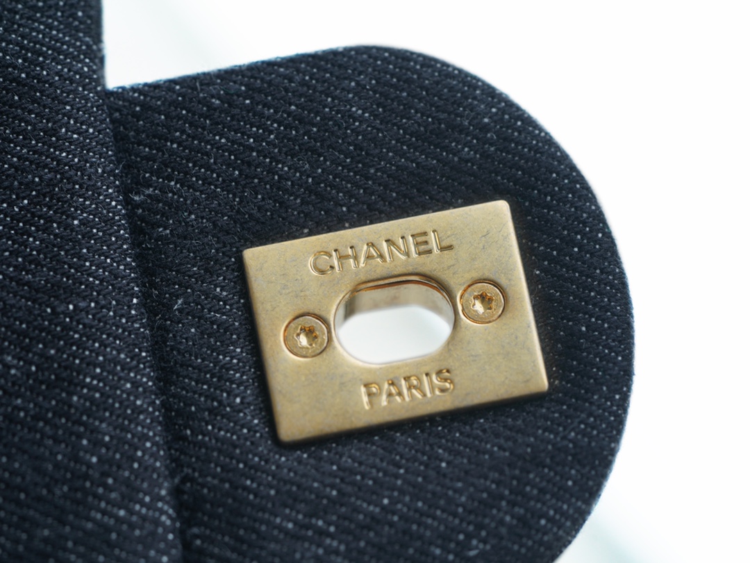 Chanel 22S Denim Shoulder Bag  