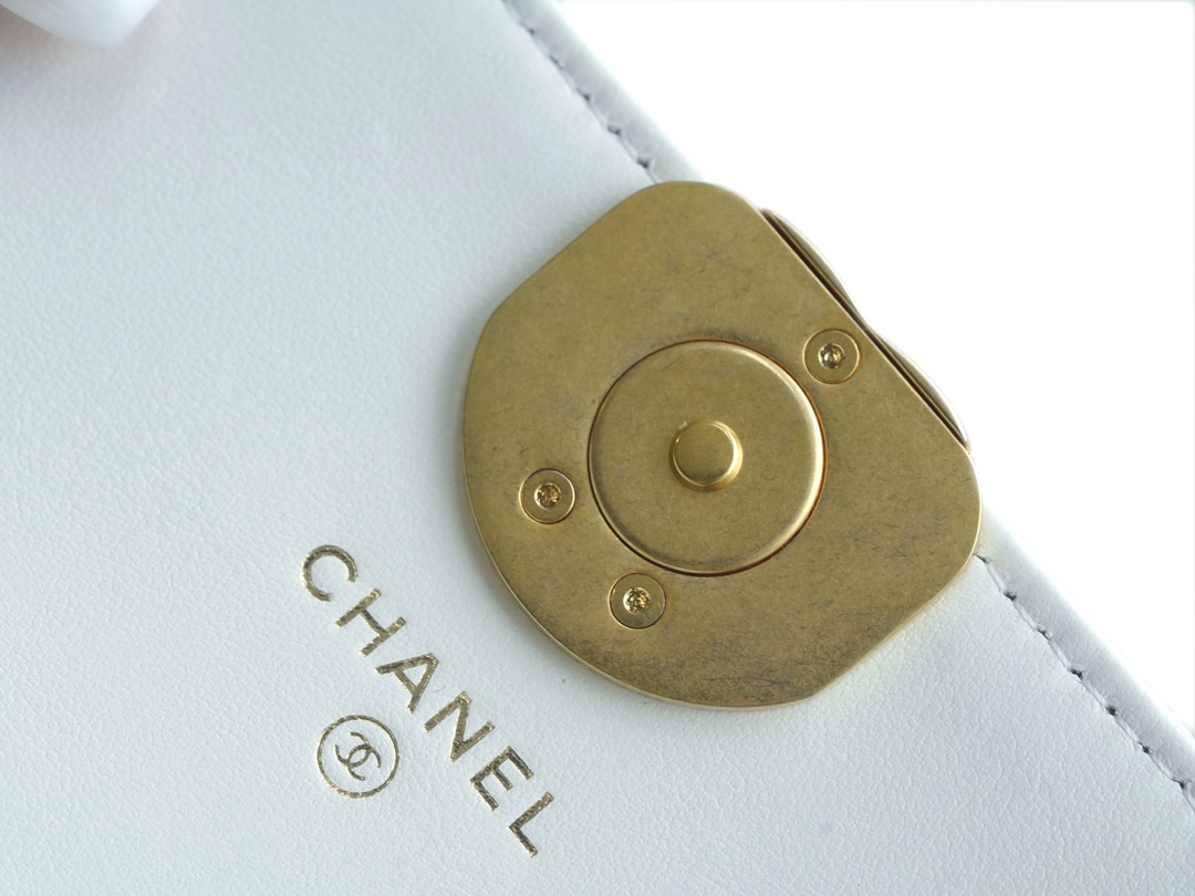 Chanel 23K Fall/Winter Series 19 Wide Strap Baguette Bag, White, Wide Strap Black Gold Crinkled Calfskin  