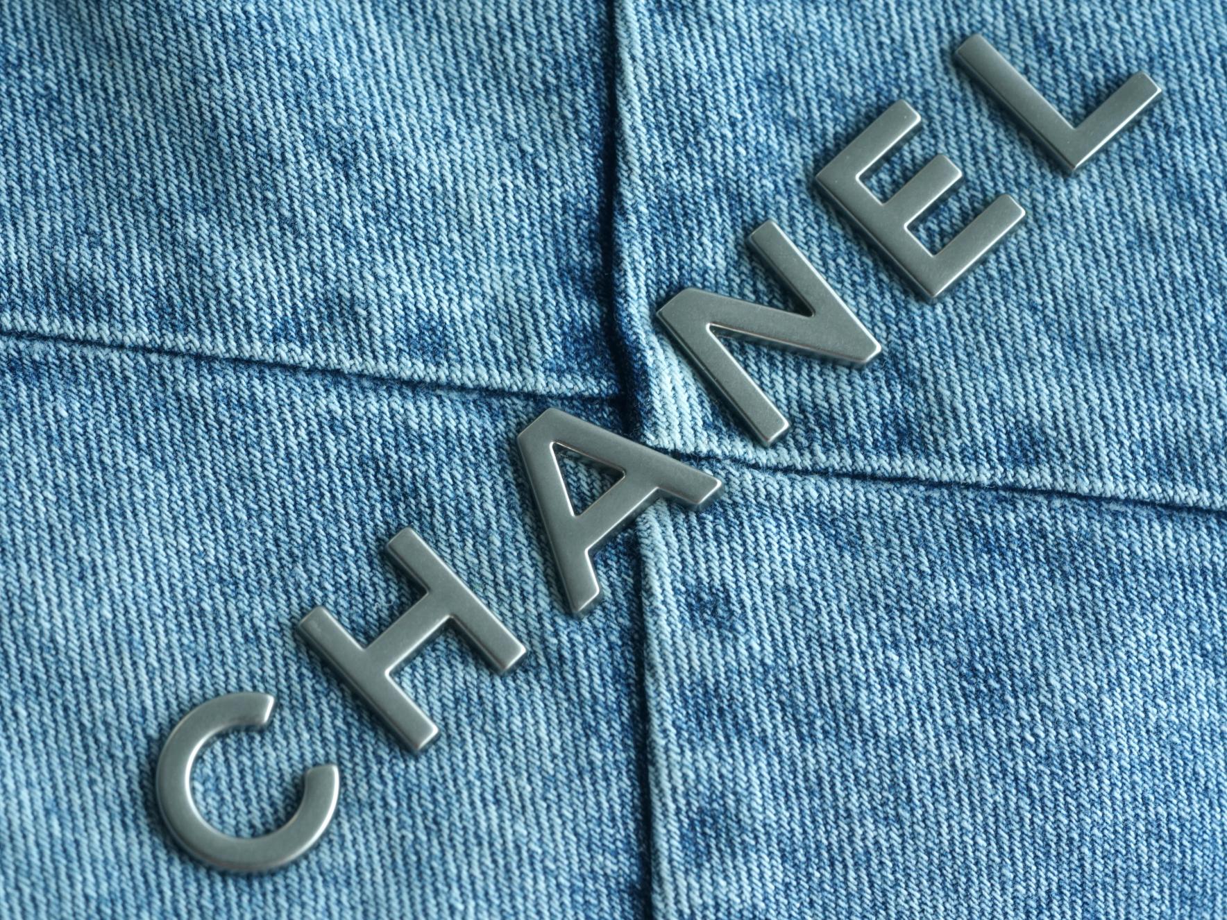 Chanel 23P Spring/Summer New Denim Backpack, Small  