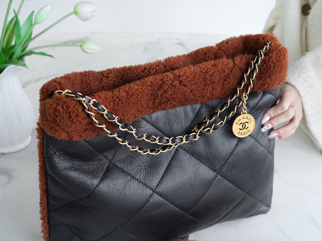 Chanel 23B Teddy Bear Style, Black Brown, 23B Fall/Winter Limited Edition, Double-Sided Sheared Suede Effect Lambskin  