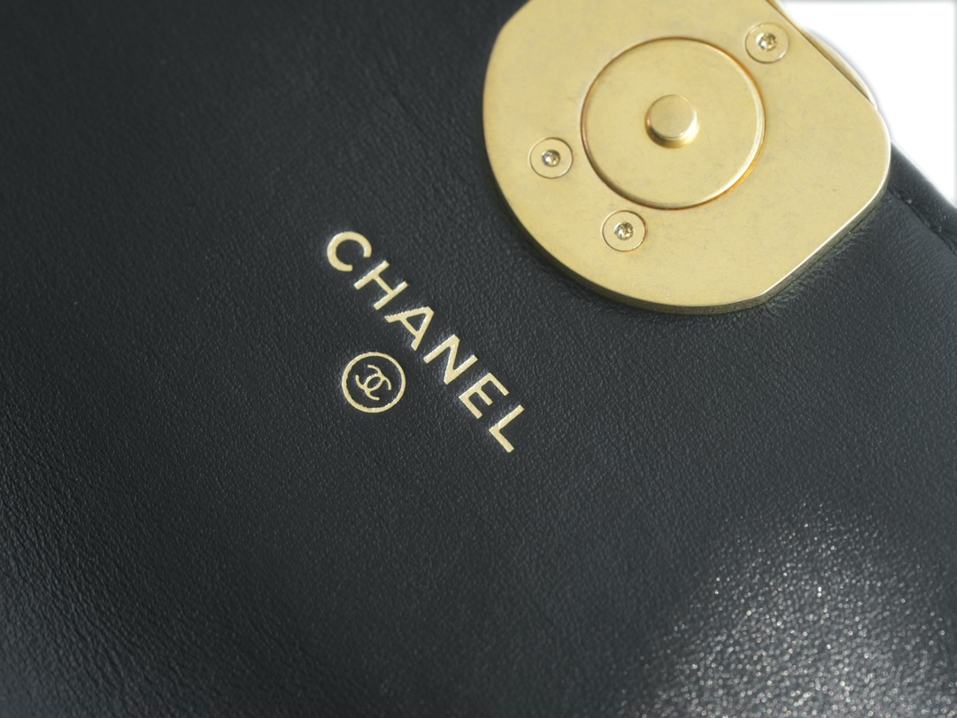 Chanel 23K Fall/Winter Collection 19 Tofu Bag, Black, Wide Shoulder Strap Crinkled Calfskin  