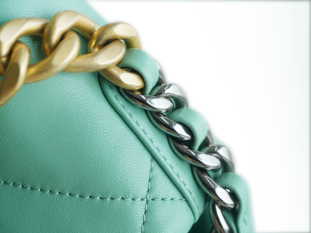 Chanel 19 Bag, Small, Light Green, Lambskin Series  