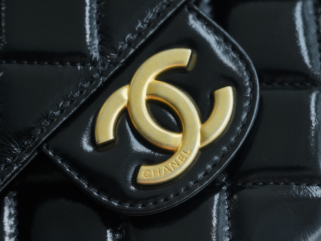 Chanel 23C Early Spring Resort Series Flap Bag, Black, Medium, Glossy Crinkled Calfskin  