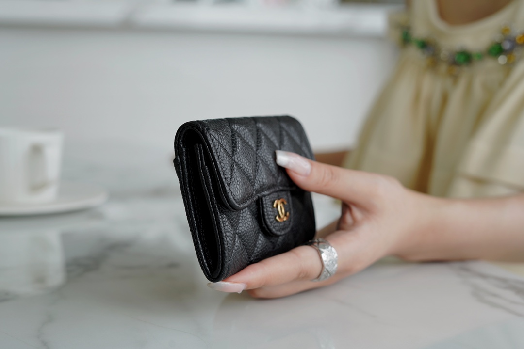 Classic Flap Classic Card Holder, Black and Gold, Caviar Textured Calfskin  