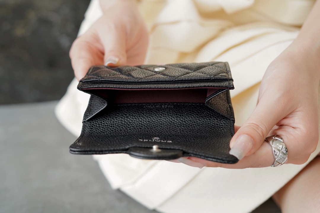 Classic Flap Classic Card Holder, Black and Silver, Caviar Textured Calfskin  