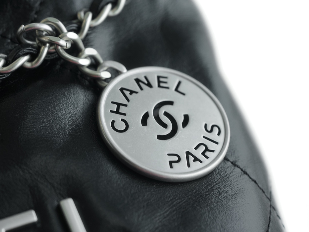 CHANEL✦ 23S Spring/Summer New 22Mini Bag, Black Silver, Calfskin  