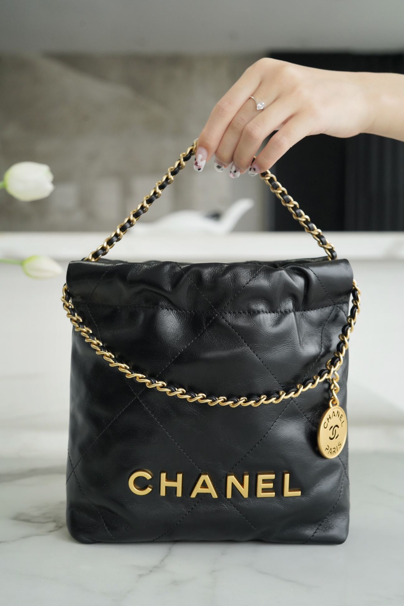 CHANEL✦ 23S Spring/Summer New 22Mini Bag, Black Gold, Calfskin  