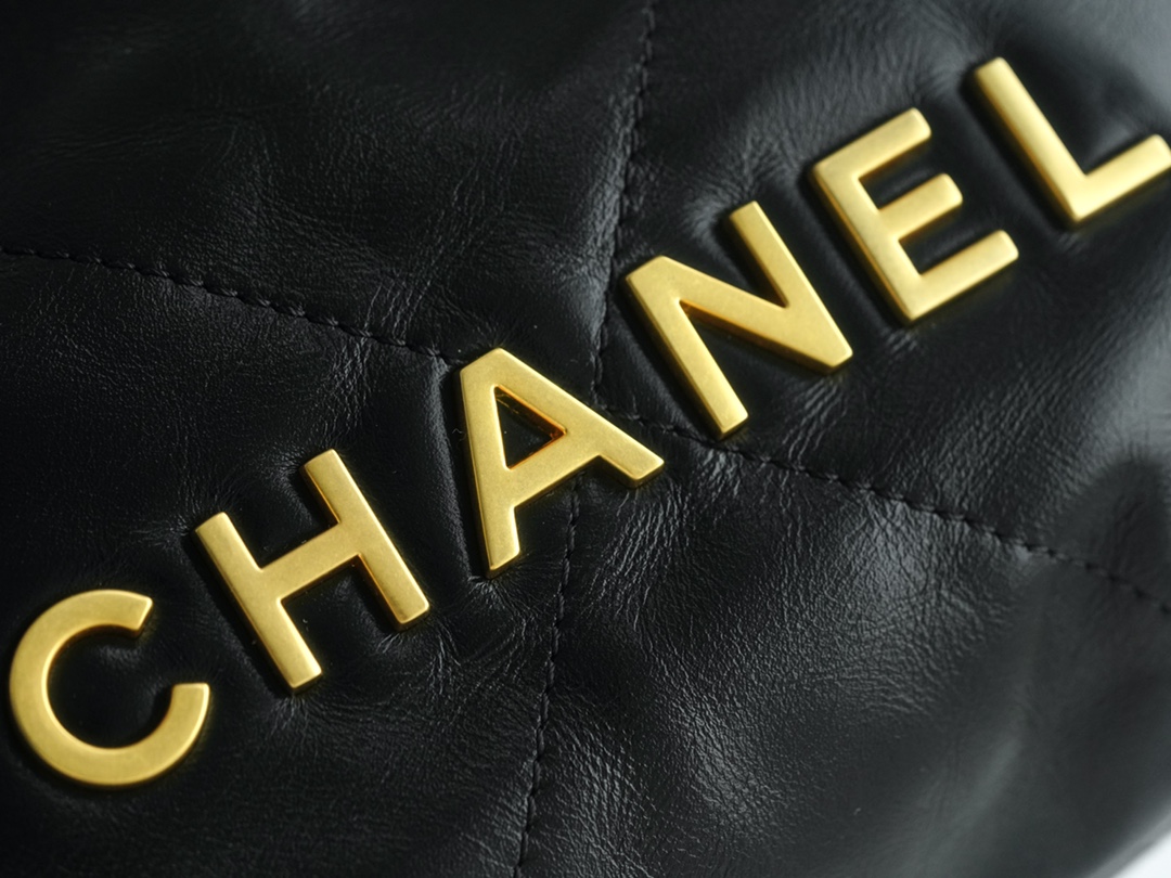 CHANEL✦ 23S Spring/Summer New 22Mini Bag, Black Gold, Calfskin  